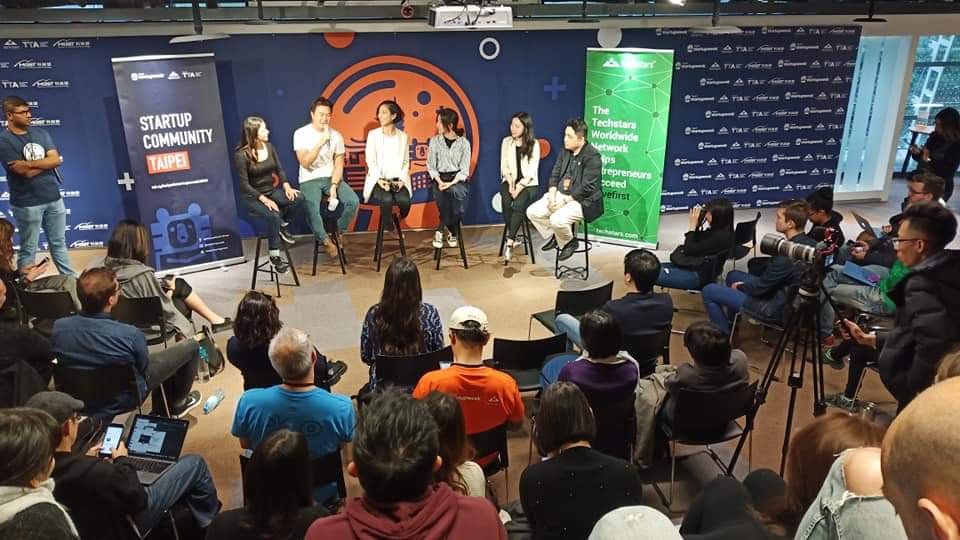 Startup Community Taipei panel discussion